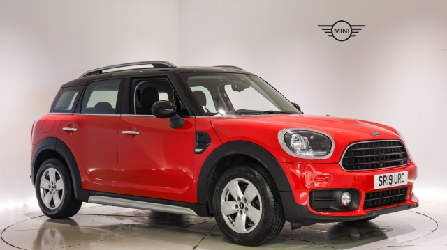 View the 2019 Mini Countryman: 1.5 Cooper Classic 5dr Auto Online at Peter Vardy