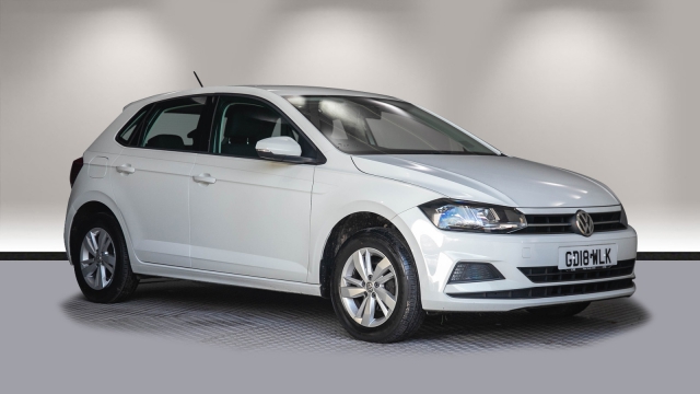 View the 2018 Volkswagen Polo Hatchback: 1.0 SE 5dr Online at Peter Vardy
