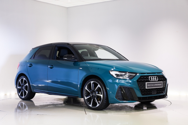 View the 2021 Audi A1: 25 TFSI Black Edition 5dr Online at Peter Vardy