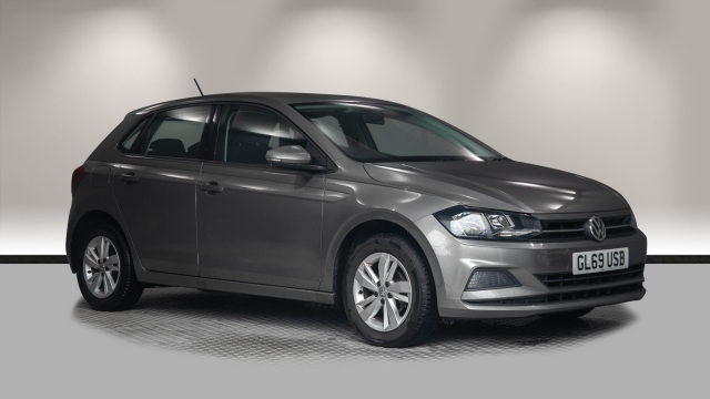 View the 2019 Volkswagen Polo: 1.0 TSI 95 SE 5dr Online at Peter Vardy