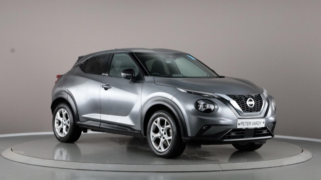 View the 2020 Nissan Juke: 1.0 DiG-T N-Connecta 5dr Online at Peter Vardy