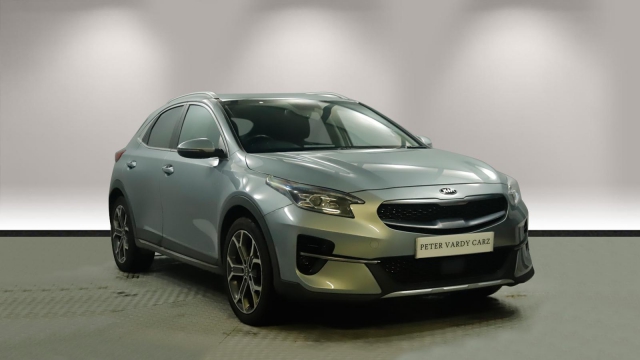 View the 2020 Kia Xceed: 1.0T GDi ISG 3 5dr Online at Peter Vardy