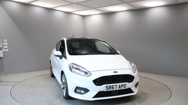 View the 2018 Ford Fiesta: 1.0 EcoBoost 140 ST-Line X 3dr Online at Peter Vardy