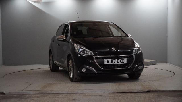 View the 2017 Peugeot 208: 1.2 PureTech 82 Allure 5dr Online at Peter Vardy