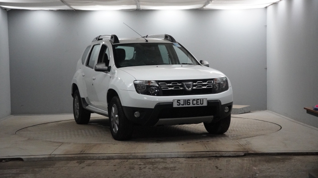 View the 2016 Dacia Duster: 1.5 dCi 110 Laureate 5dr Online at Peter Vardy