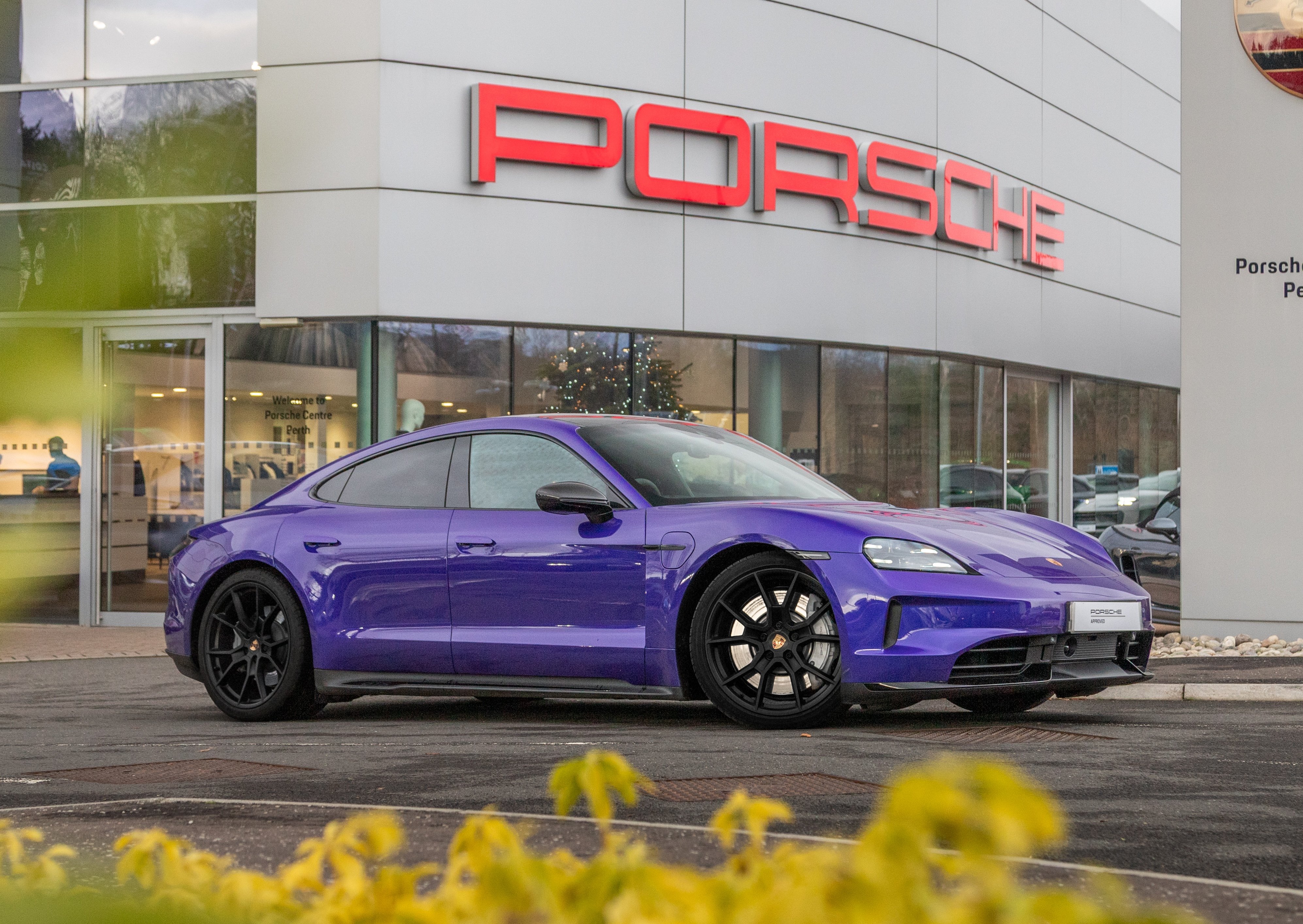 2025 Porsche Taycan E GTS (700ps)