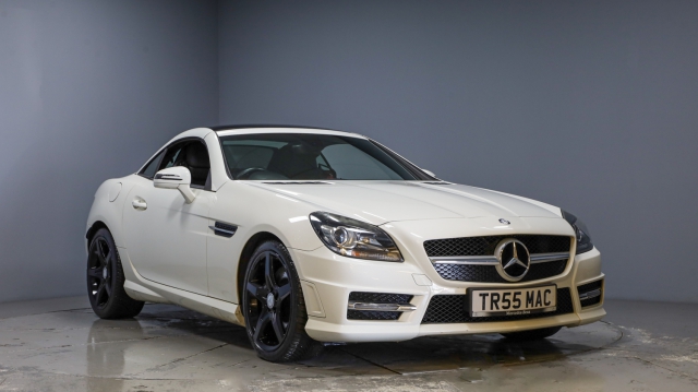 View the 2013 Mercedes-Benz SLK: 2.1 SLK250 CDI BlueEfficiency AMG Sport Convertible 2dr Diesel G-Tronic+ Euro 5 (s/s) (204 ps) Online at Peter Vardy