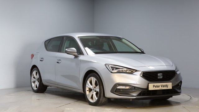 View the 2022 SEAT Leon: 1.5 eTSI MHEV FR Hatchback 5dr Petrol Hybrid DSG Euro 6 (s/s) (150 ps) Online at Peter Vardy