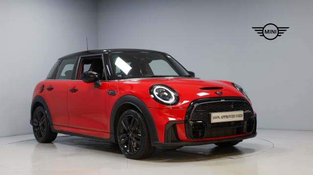 View the 2022 MINI Hatch: 2.0 Cooper S Sport Hatchback 5dr Petrol Steptronic Euro 6 (s/s) (178 ps) Online at Peter Vardy