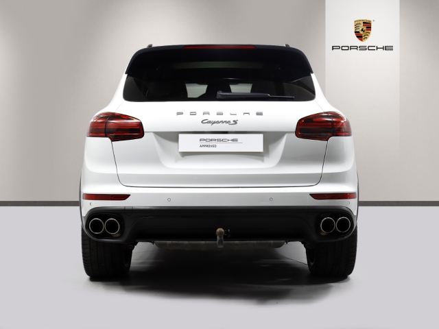 View the Porsche Cayenne: S Diesel 5dr Tiptronic S Online at Peter Vardy