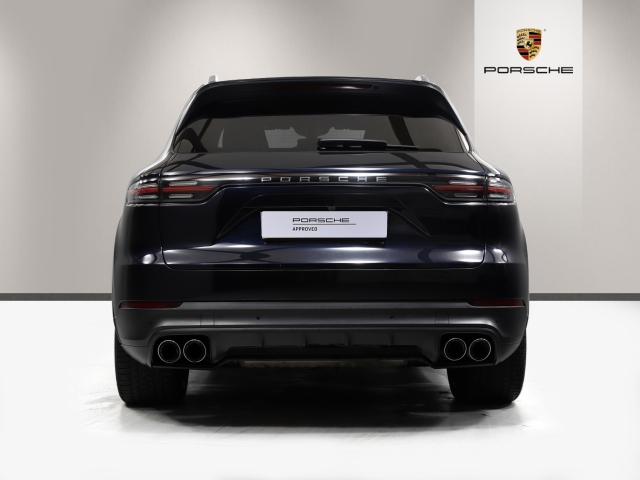 View the PORSCHE CAYENNE: S 5dr Tiptronic S Online at Peter Vardy