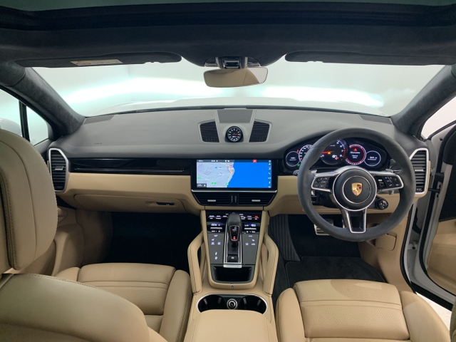 View the 2018 Porsche Cayenne: S 5dr Tiptronic S Online at Peter Vardy