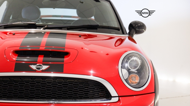 View the 2015 Mini Coupe: 1.6 Cooper S 3dr Auto Online at Peter Vardy