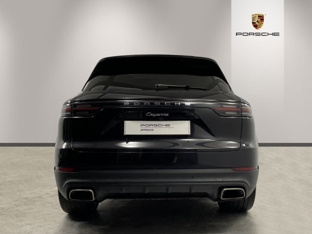 View the 2018 Porsche Cayenne: 5dr Tiptronic S Online at Peter Vardy