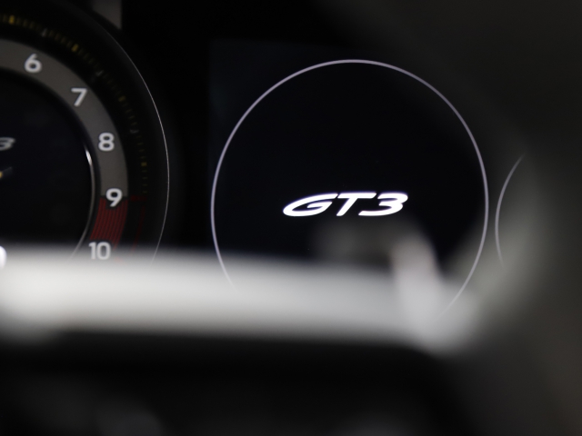 View the 2021 Porsche 911: GT3 2dr PDK Online at Peter Vardy