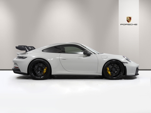 View the 2021 Porsche 911: GT3 2dr PDK Online at Peter Vardy
