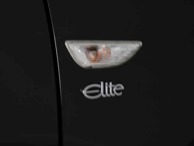 View the 2018 Vauxhall Mokka X: 1.4T ecoTEC Elite Nav 5dr Online at Peter Vardy