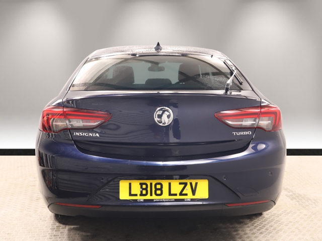 View the 2018 Vauxhall Insignia: 1.5T SRi Nav 5dr Online at Peter Vardy
