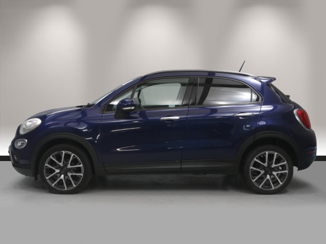 View the 2015 Fiat 500x: 1.6 Multijet Cross Plus 5dr Online at Peter Vardy