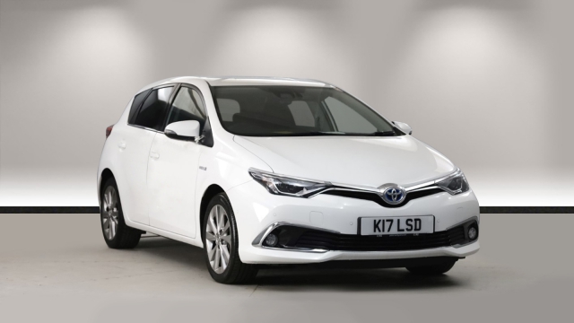 Buy the Auris Online at Peter Vardy