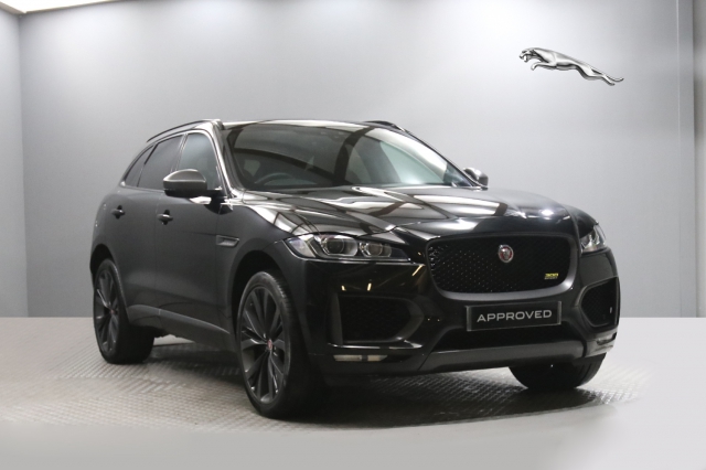 View the 2019 Jaguar F-pace: 2.0 [300] 300 Sport 5dr Auto AWD Online at Peter Vardy