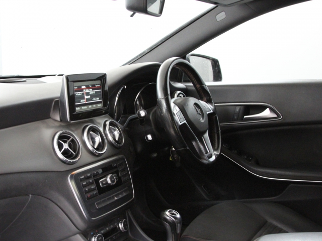 View the 2014 Mercedes-benz Cla: CLA 180 AMG Sport 4dr Online at Peter Vardy