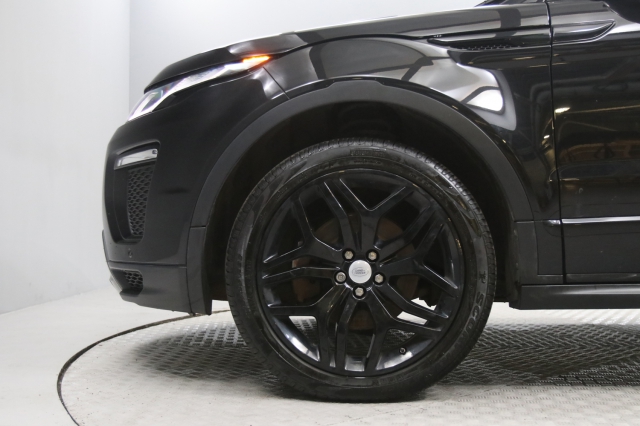 View the 2016 Land Rover Range Rover Evoque: 2.0 TD4 HSE Dynamic 5dr Online at Peter Vardy