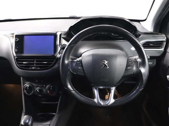 View the 2017 Peugeot 208: 1.2 PureTech Allure Premium 5dr Online at Peter Vardy