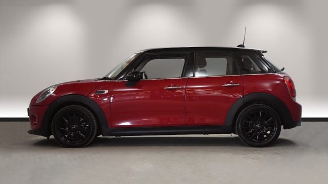 View the 2015 Mini Hatchback: 1.5 Cooper 5dr Online at Peter Vardy