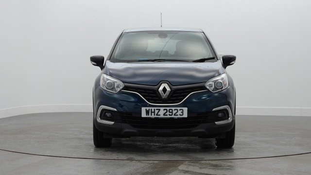 View the 2018 Renault Captur: 1.5 dCi 90 Iconic 5dr Online at Peter Vardy