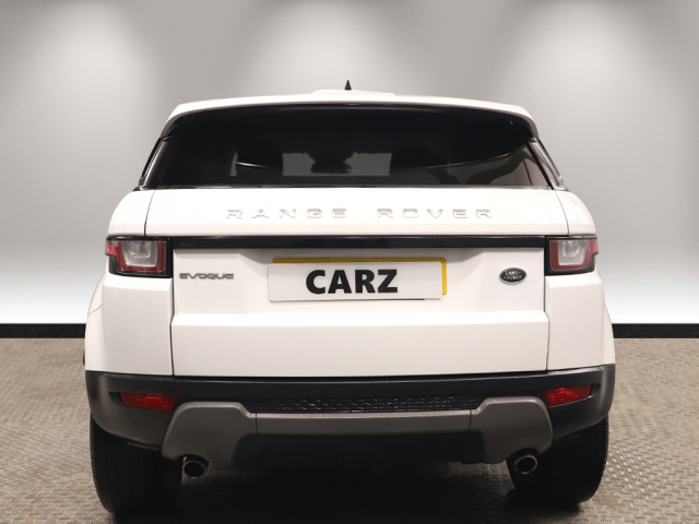 View the 2017 Land Rover Range Rover Evoque: 2.0 TD4 SE Tech 5dr Auto Online at Peter Vardy