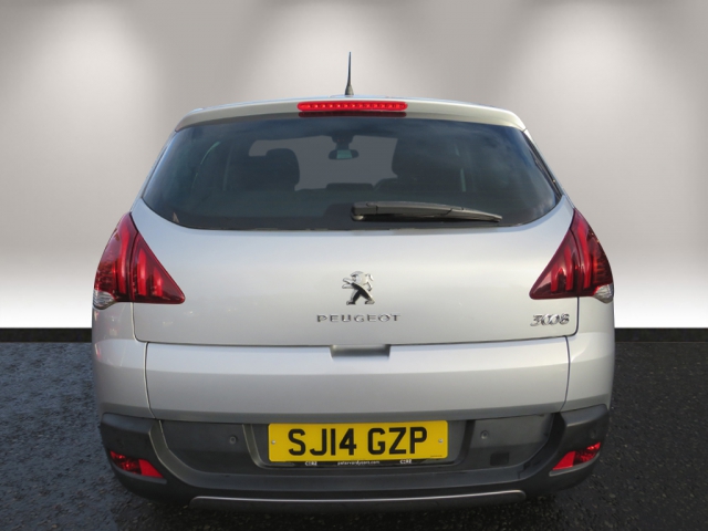 View the 2014 Peugeot 3008: 1.6 HDi Active 5dr Online at Peter Vardy