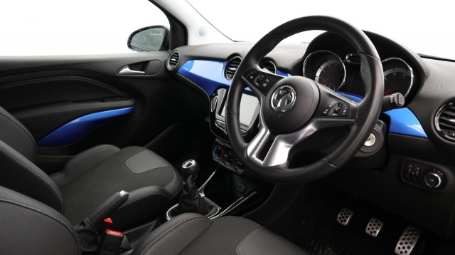 View the 2016 Vauxhall Adam: 1.2i Energised 3dr Online at Peter Vardy