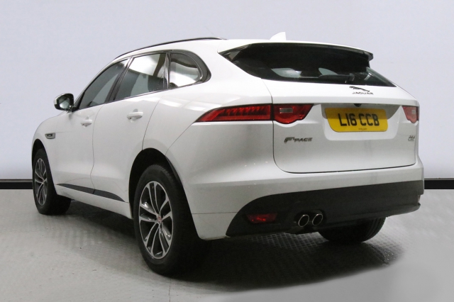 View the 2018 Jaguar F-pace: 2.0d R-Sport 5dr Auto AWD Online at Peter Vardy
