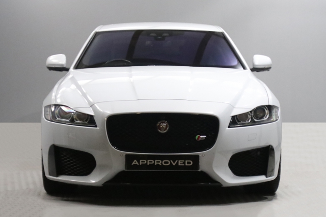 View the 2015 Jaguar Xf: 3.0d V6 S 4dr Auto Online at Peter Vardy
