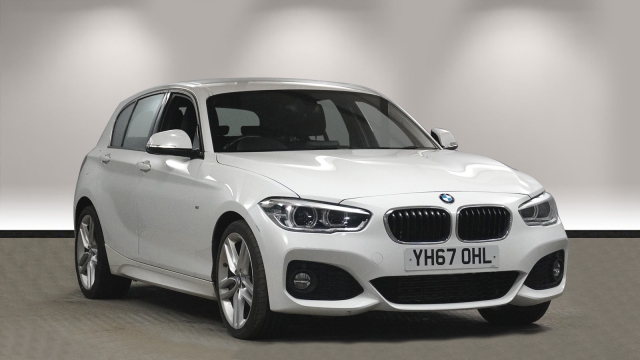 View the 2017 Bmw 1 Series: 118d Sport 3dr [Nav] Online at Peter Vardy