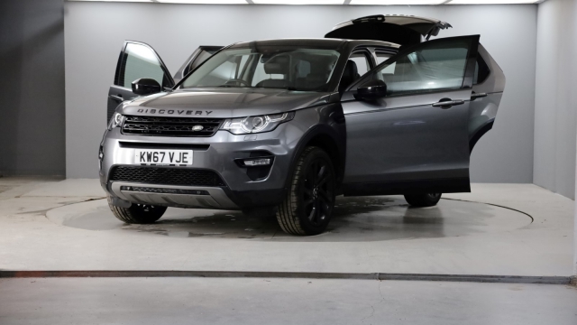 View the 2017 Land Rover Discovery Sport: 2.0 SD4 240 HSE Black 5dr Auto Online at Peter Vardy