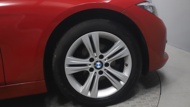 View the 2017 Bmw 3 Series: 320i Sport 4dr Step Auto Online at Peter Vardy