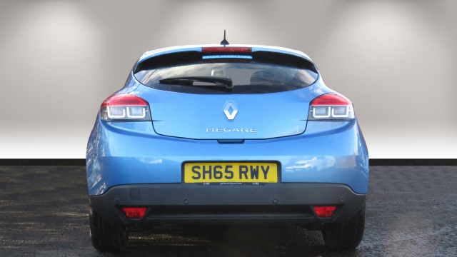 View the 2015 Renault Megane: 1.5 dCi Dynamique Nav 3dr Online at Peter Vardy