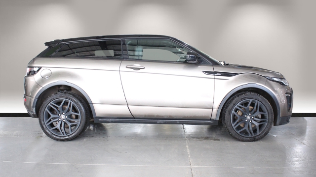 View the 2015 Land Rover Range Rover Evoque: 2.0 TD4 HSE Dynamic 3dr Auto Online at Peter Vardy