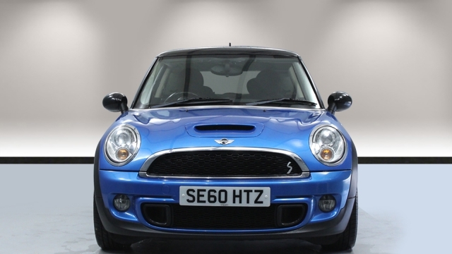 View the 2010 Mini Hatchback: 1.6 Cooper S [184] 3dr Online at Peter Vardy
