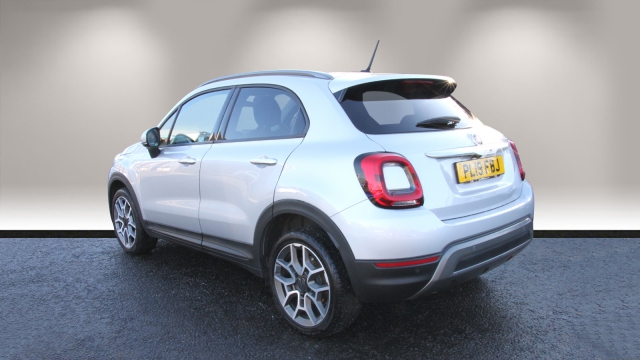 View the 2019 Fiat 500x: 1.0 Cross Plus 5dr Online at Peter Vardy