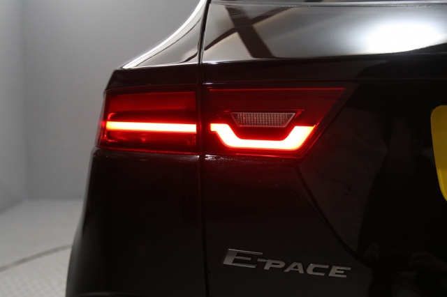 View the 2019 Jaguar E-pace: 2.0 [200] R-Dynamic S 5dr Auto Online at Peter Vardy