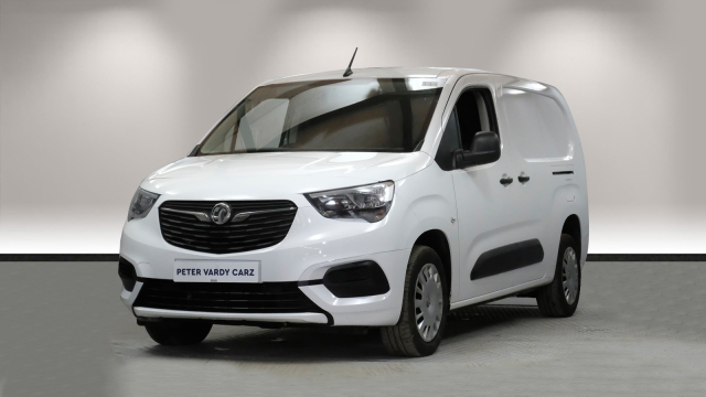 View the 2020 Vauxhall Combo: 2300 1.5 Turbo D 100ps H1 Sportive Van Online at Peter Vardy