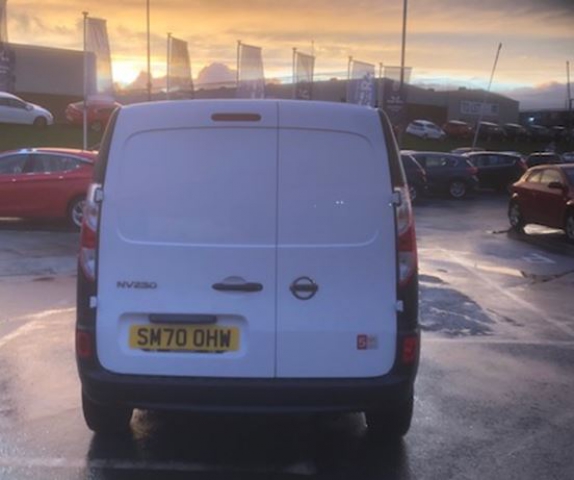 View the 2020 Nissan Nv250: 1.5 dCi 95ps Visia Van Online at Peter Vardy