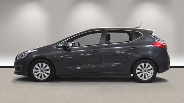 View the 2016 Kia Ceed: 1.6 CRDi ISG 3 5dr Online at Peter Vardy
