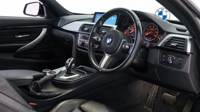 View the 2019 Bmw 4 Series: 420d [190] M Sport 2dr Auto [Professional Media] Online at Peter Vardy