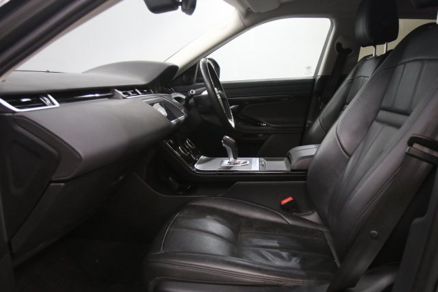 View the 2019 Land Rover Range Rover Evoque: 2.0 P200 S 5dr Auto Online at Peter Vardy