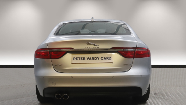 View the 2017 Jaguar Xf: 2.0d [180] Portfolio 4dr Auto Online at Peter Vardy
