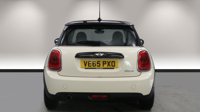 View the 2015 Mini Hatchback: 1.5 Cooper 3dr Online at Peter Vardy